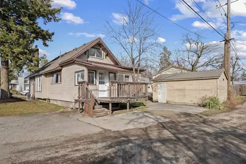 Exterior - 28 E Rockwell Ave, Spokane, WA 99207 photo 5 of 10