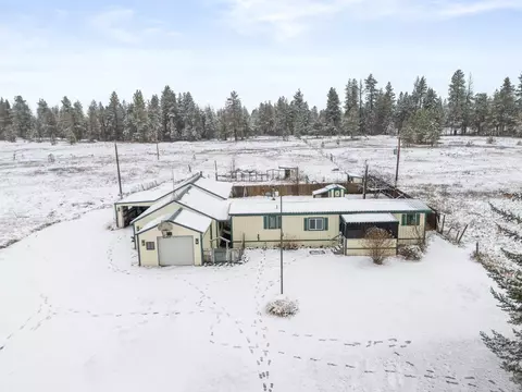 19617 W Bowie Rd, Medical Lake, WA 99022