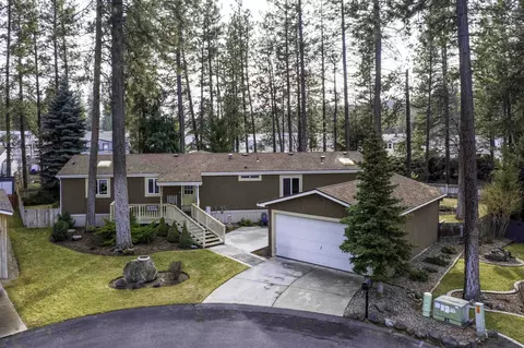 15001 N Richmond Ln, Mead, WA 99021