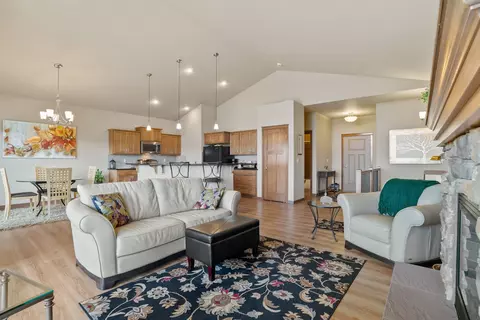 29 E Lindsey Ln, Spokane, WA 99208 photo 9