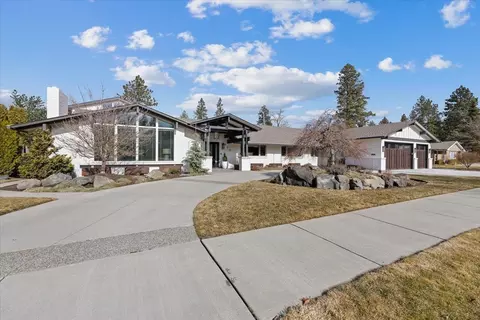 920 W Melinda Ln, Spokane, WA 99203