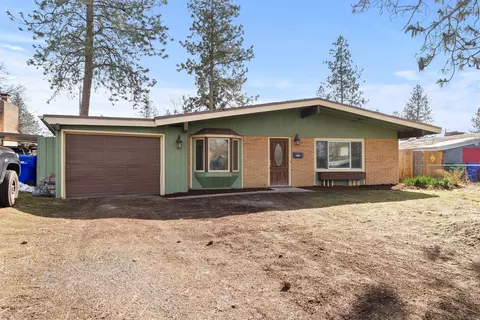 Exterior - 6722 N Howard St, Spokane, WA 99208 photo 2 of 8
