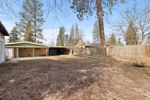 Exterior - 6722 N Howard St, Spokane, WA 99208 photo 7 of 8