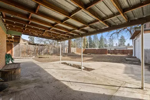 Exterior - 6722 N Howard St, Spokane, WA 99208 photo 3 of 8