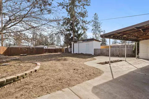 Exterior - 6722 N Howard St, Spokane, WA 99208 photo 4 of 8