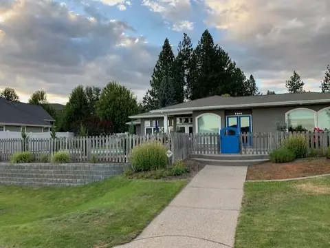 7303 N Walnut Ct, Spokane, WA 99208 photo 3
