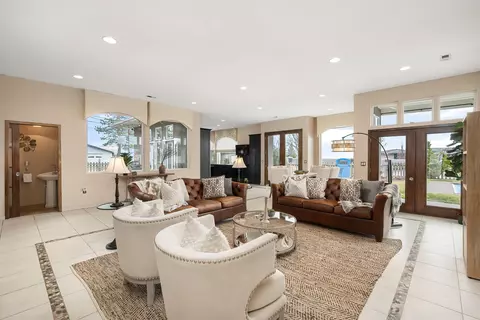 7303 N Walnut Ct, Spokane, WA 99208 photo 5