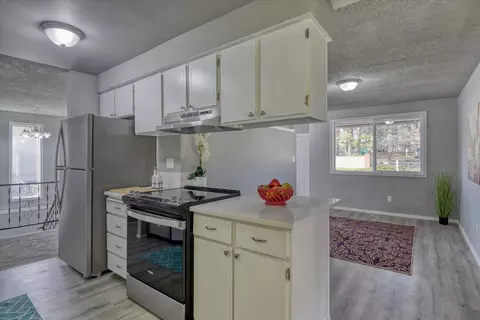 10712 E 33rd Ave, Spokane, WA 99206 photo 7