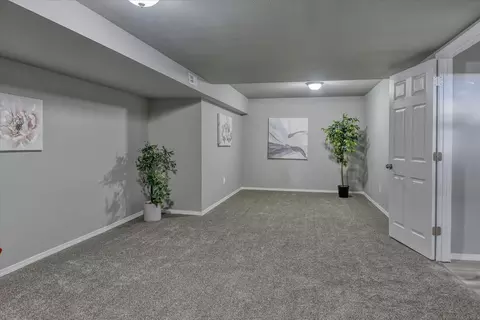 10712 E 33rd Ave, Spokane, WA 99206 photo 18