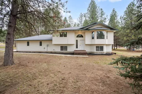 15911 N Inch Rd, Nine Mile Falls, WA 99026