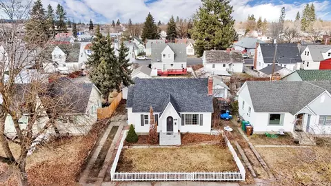 411 E Hoffman Ave, Spokane, WA 99207 photo 22