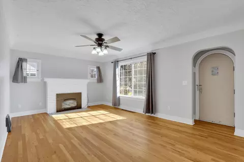 411 E Hoffman Ave, Spokane, WA 99207 photo 3