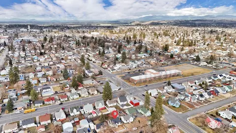 411 E Hoffman Ave, Spokane, WA 99207 photo 24