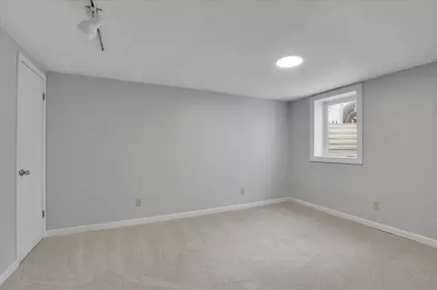 411 E Hoffman Ave, Spokane, WA 99207 photo 14