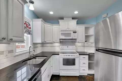 411 E Hoffman Ave, Spokane, WA 99207 photo 7