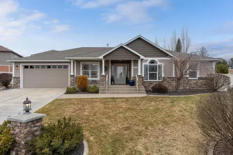 7330 N Hemlock Ct, Spokane, WA 99208