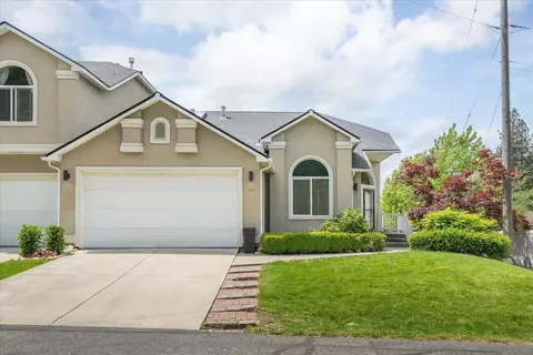 1802 S Viewcrest Ln, Spokane, WA 99212