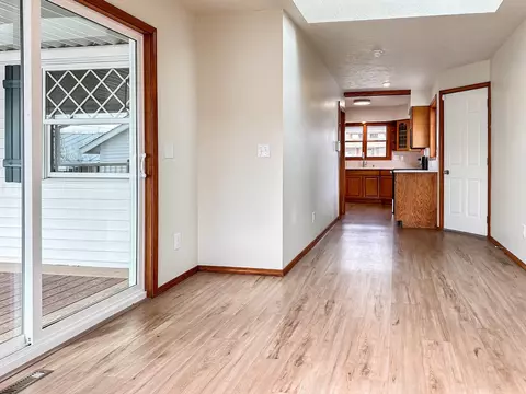 108 E Crown Ave, Spokane, WA 99207 photo 19