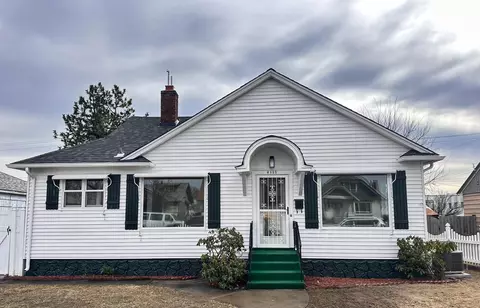108 E Crown Ave, Spokane, WA 99207 photo 3