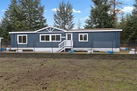 13114 E Bridges Rd, Elk, WA 99009