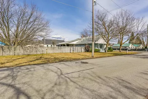 Exterior - 8819 E Main Ave, Spokane Valley, WA 99212 photo 7 of 9