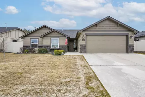4917 S Coyote Creek Ln, Spokane, WA 99206