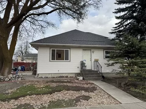 605 N Cochran St, Spokane, WA 99201