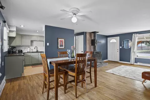 Dining - 13413 E 7th Ave, Spokane Valley, WA 99216 photo 3 of 3