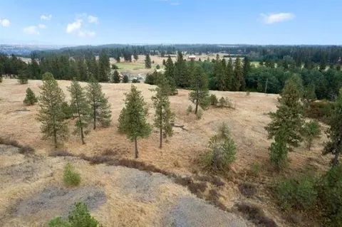 2103 E Red Barn Ln, Spangle, WA 99031 photo 4
