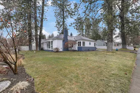 Exterior - 623 E High Dr, Spokane, WA 99203 photo 6 of 6