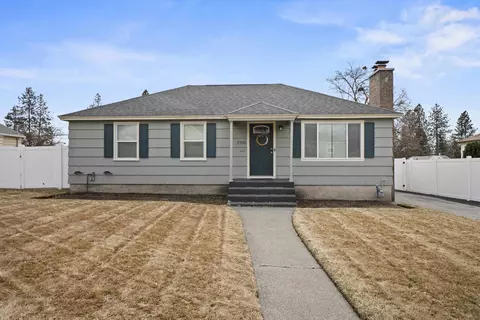 2703 W Longfellow Ave, Spokane, WA 99205