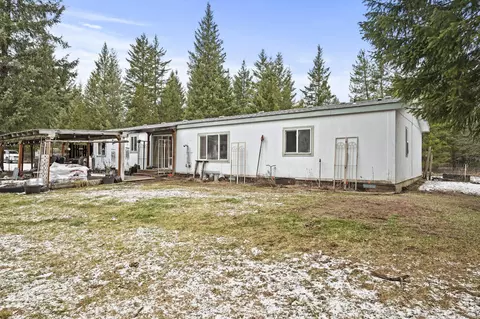 370 Ohana Rd, Newport, WA 99156