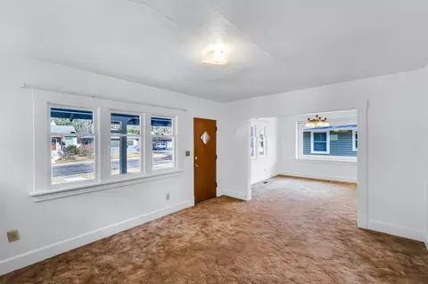 34 E 34th Ave, Spokane, WA 99203 photo 5