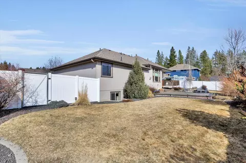 Exterior - 28 E Hillcrest Ct, Colbert, WA 99005 photo 7 of 9