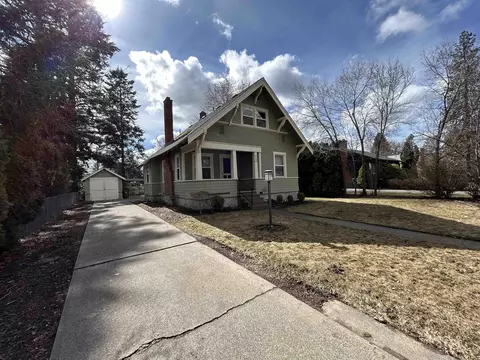 936 E 33rd Ave, Spokane, WA 99203 photo 2