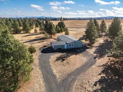 19615 W Mcfarlane Rd, Medical Lake, WA 99022
