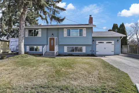 704 N Bessie Rd, Spokane Valley, WA 99216