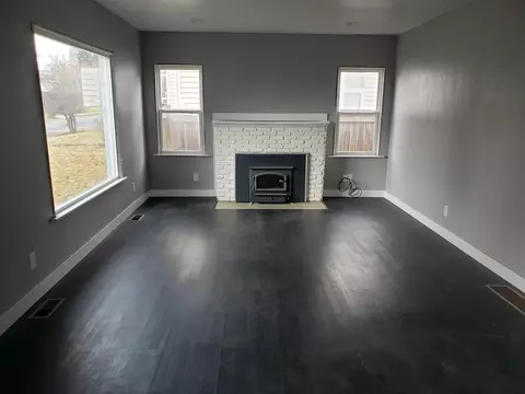 3904 E 9th Ave, Spokane, WA 99202 photo 2