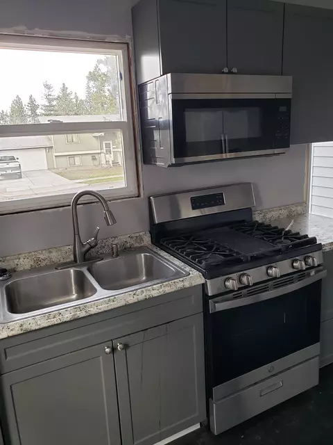 3904 E 9th Ave, Spokane, WA 99202 photo 3