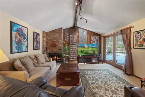 Living - 1225 E Burk Rd, Colbert, WA 99005 photo 2 of 6