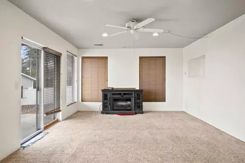 Living - 3625 E 22 Ave, Spokane, WA 99223 photo 7 of 9