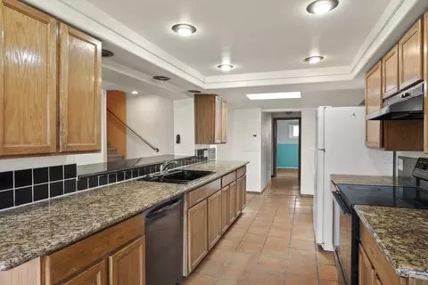 Kitchen - 3625 E 22 Ave, Spokane, WA 99223 photo 2 of 2