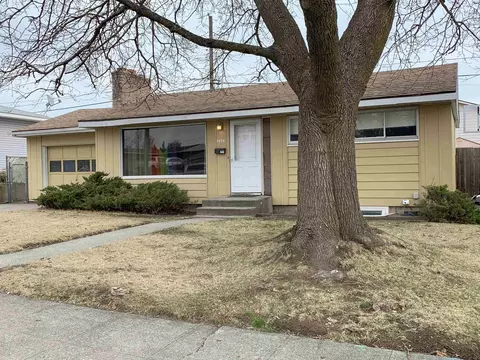 5624 N Moore St, Spokane, WA 99207