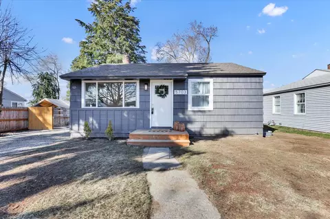 5703 N Cochran St, Spokane, WA 99205