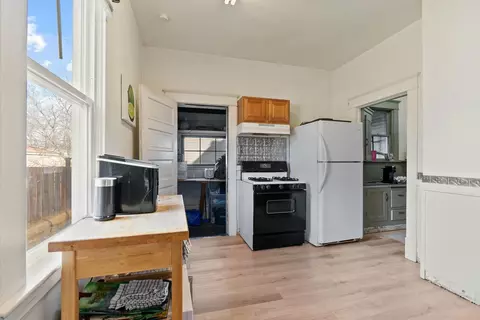 Kitchen - 415 E Baldwin Ave, Spokane, WA 99207 photo 1 of 5