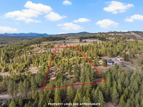 64 E Nn E Owens Rd, Chattaroy, WA 99003