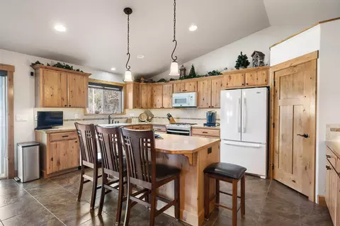Kitchen - 1281 Riverbend Loop Rd, Cusick, WA 99119 photo 3 of 5