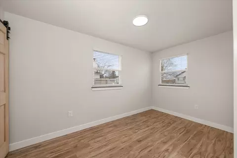 128 Everett Ave, Spokane, WA 99207 photo 15