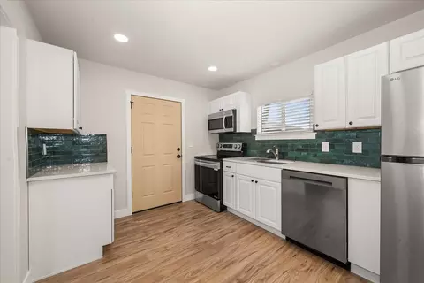 128 Everett Ave, Spokane, WA 99207 photo 9