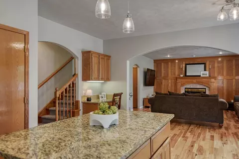 Kitchen - 904 E Blackhawk Dr, Spokane, WA 99208 photo 6 of 6
